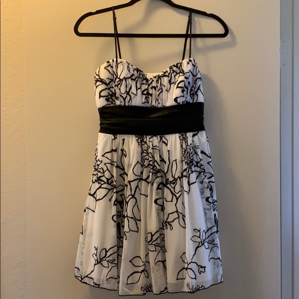 Speechless party dress